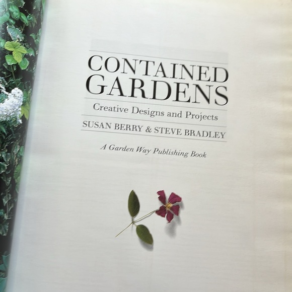 Beautiful book on Contained Gardens and creation design and projects - Picture 5 of 6